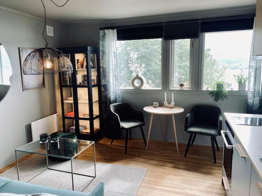 Leilighet I Hjertet Av Sunnmore! Sykkylven Kültér fotó